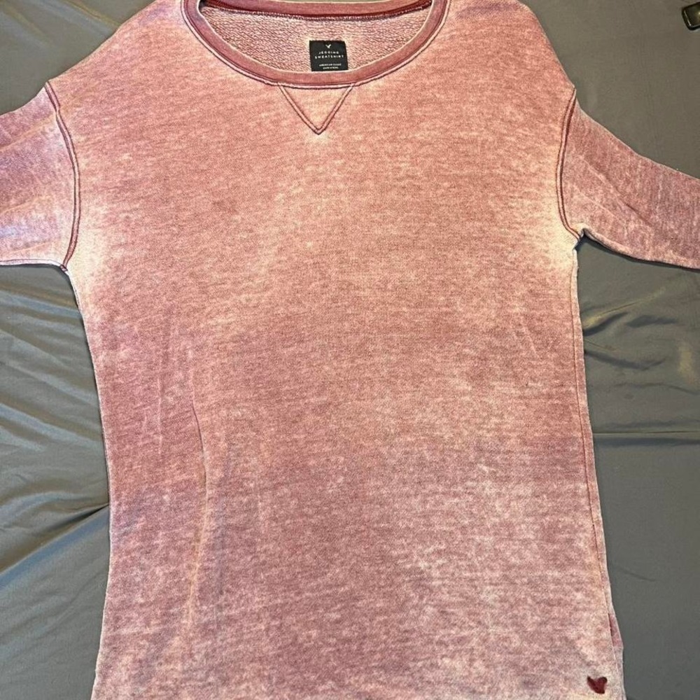 American Eagle Jegging Sweatshirt Womens Medium Maroon Faded FrenchTerryCrewneck